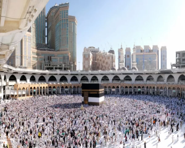 Spiritual Umrah Journey - Image 4